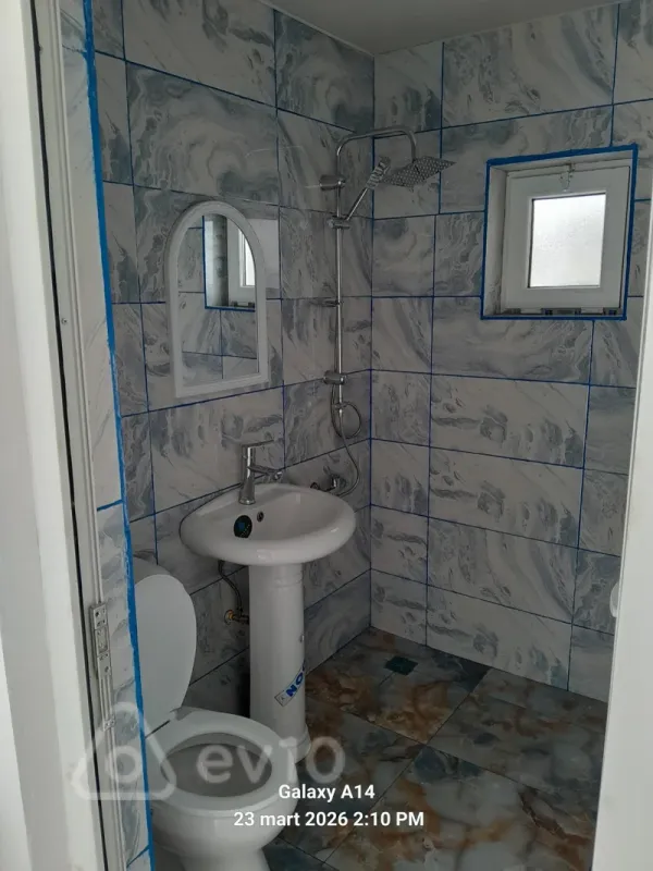 Kirayə verilir 2 otaqlı həyət evi 70 m²