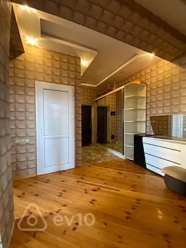 Kirayə verilir 2 otaqlı yeni tikili 84 m²