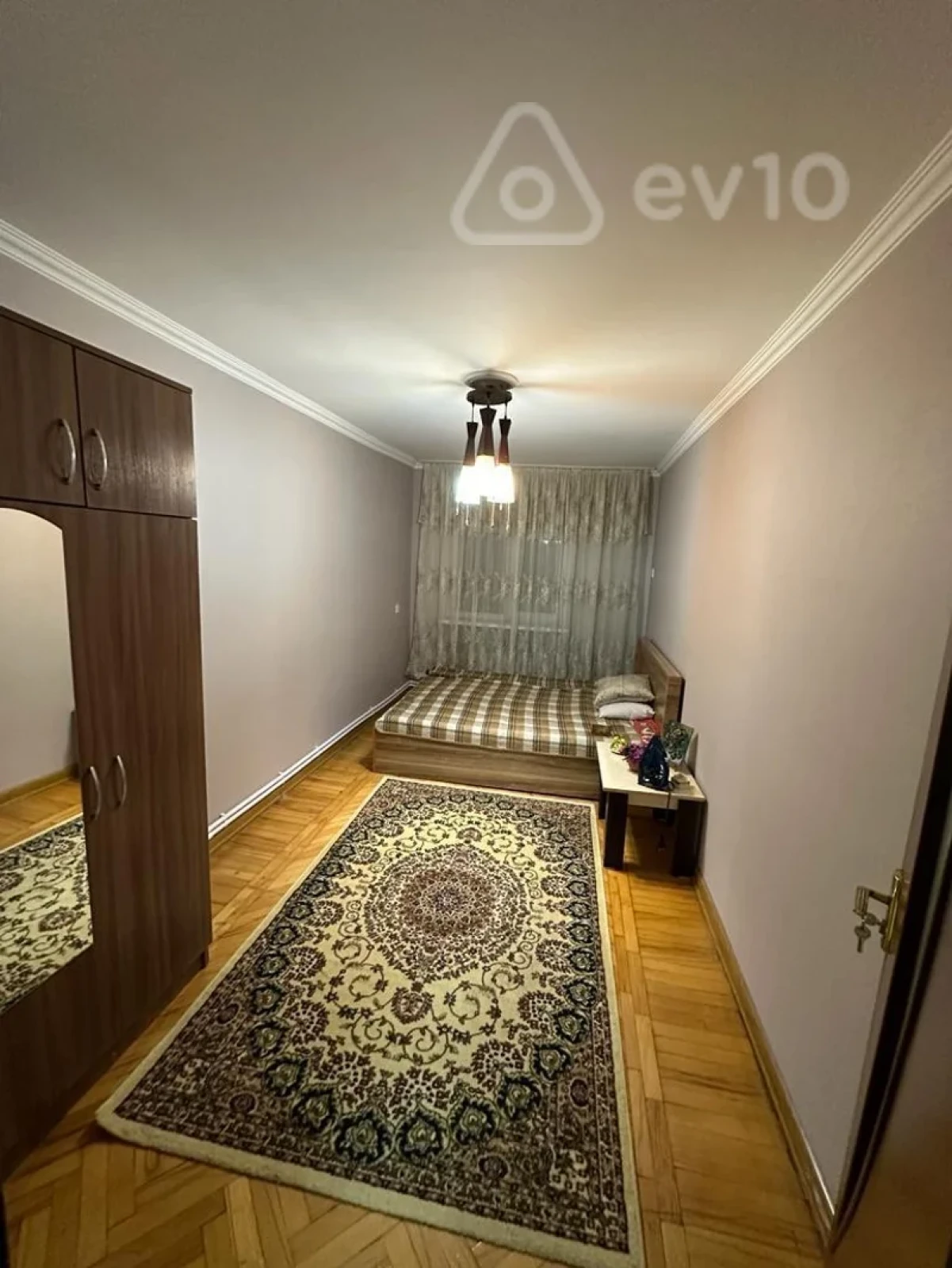 Kirayə verilir 2 otaqlı yeni tikili 65 m²