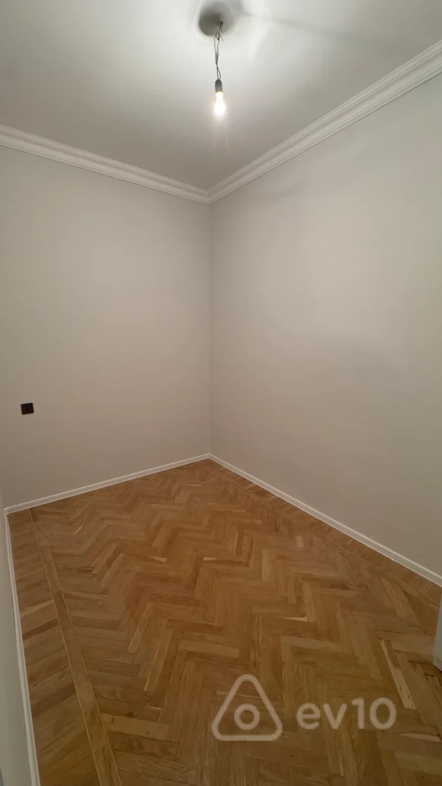 Satılır 2 otaqlı yeni tikili 45 m²