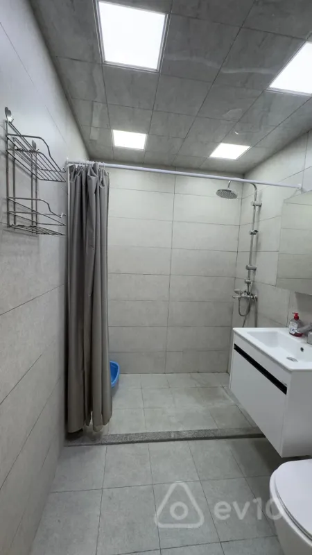 Satılır 2 otaqlı yeni tikili 45 m²