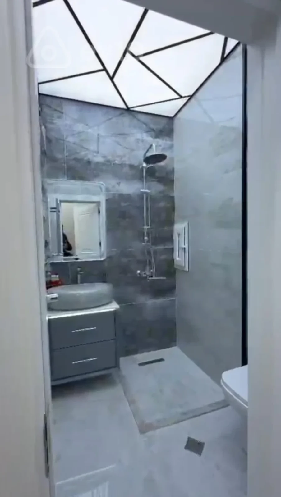 Satılır 2 otaqlı yeni tikili 51 m²