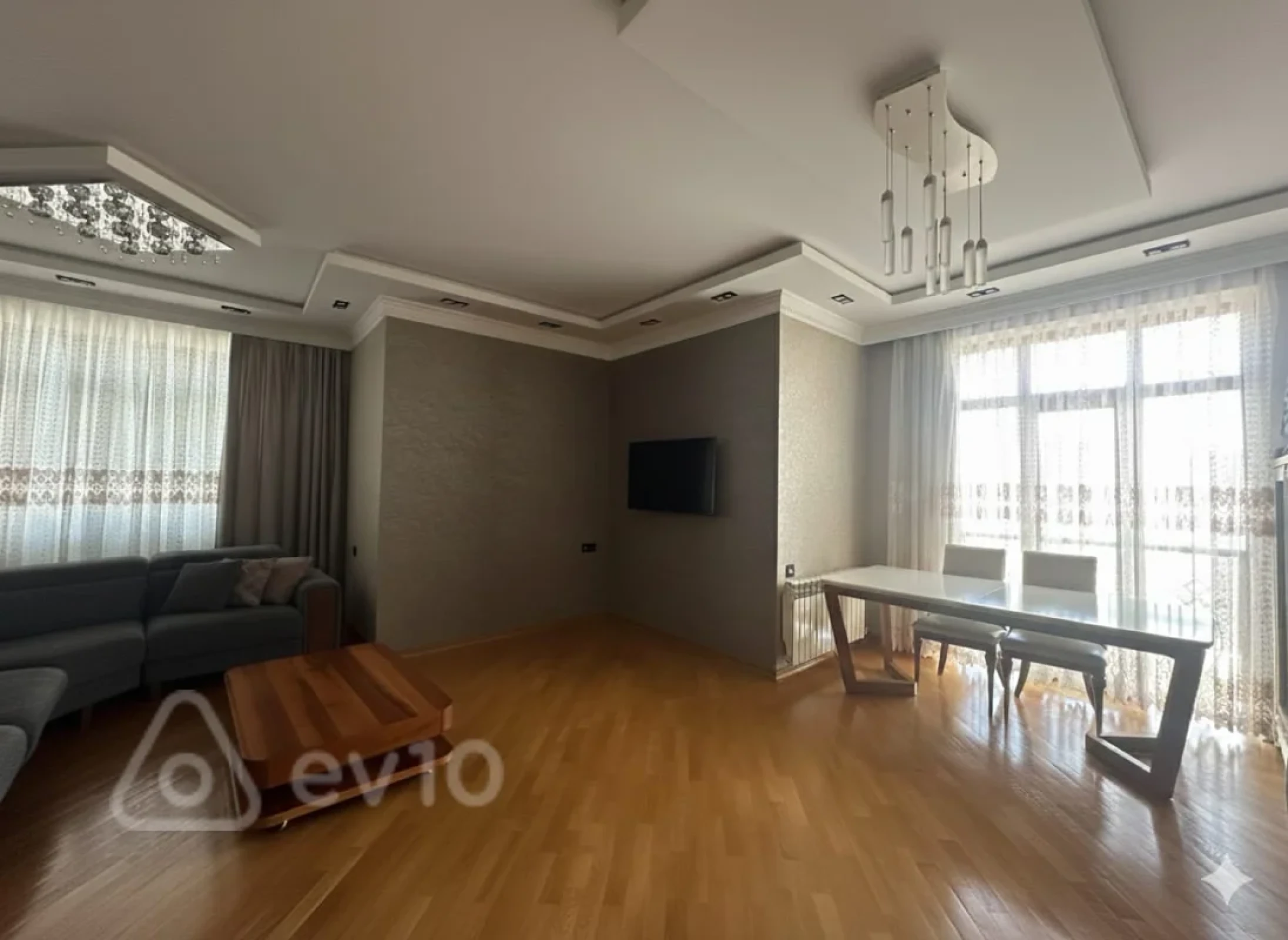 Satılır 3 otaqlı yeni tikili 120 m²