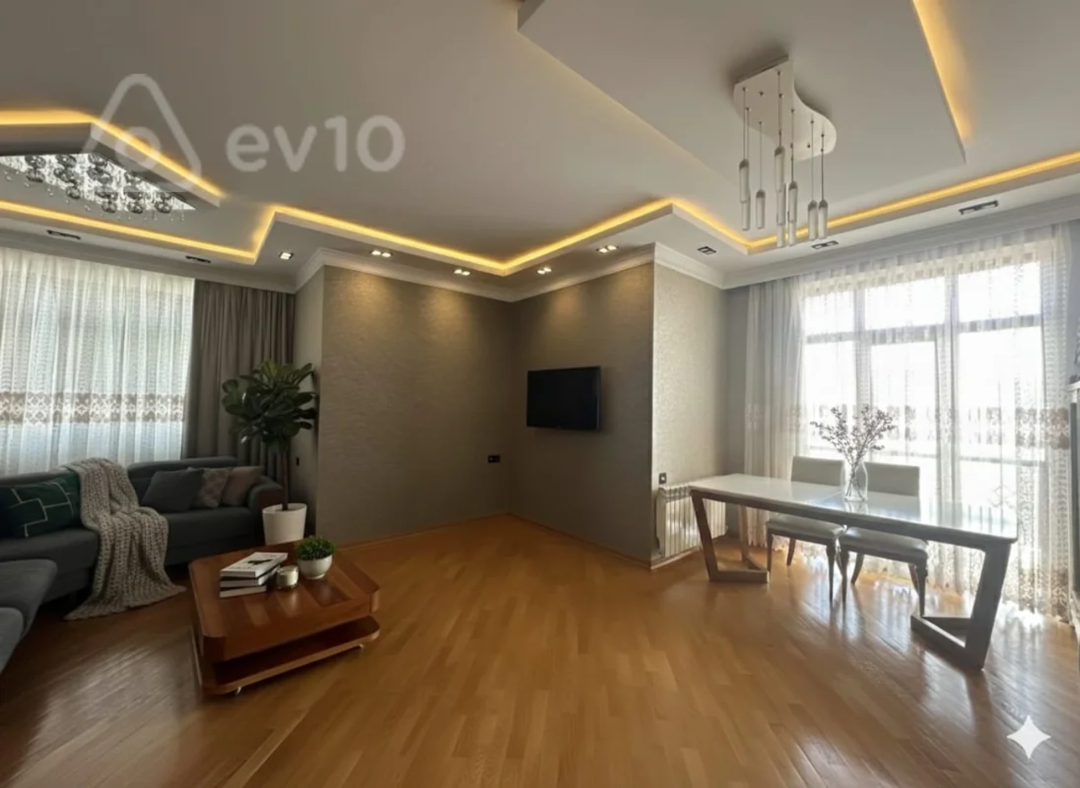 Satılır 3 otaqlı yeni tikili 120 m²