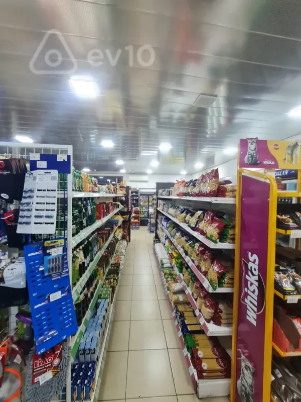 Satılır mənzil 110 m²