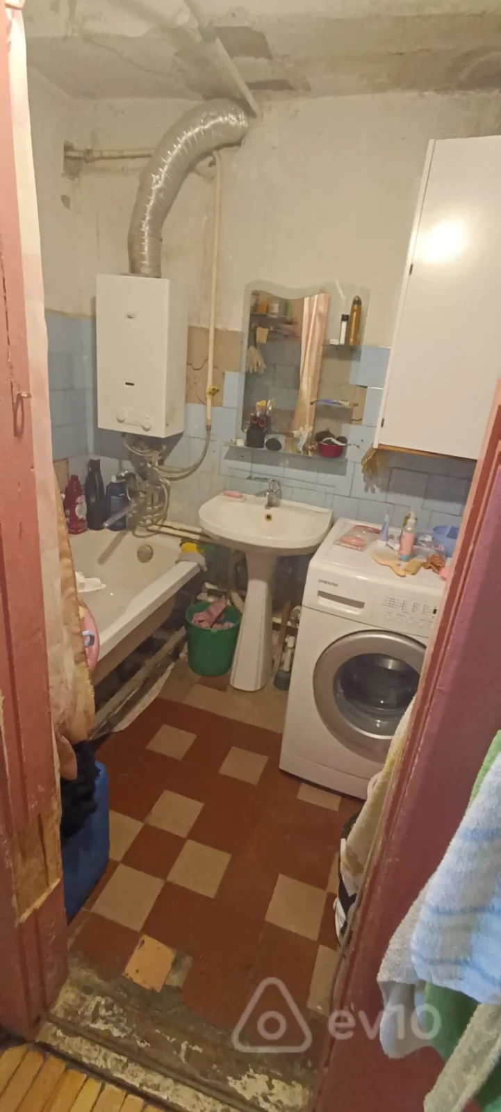 Satılır 3 otaqlı köhnə tikili 80 m²