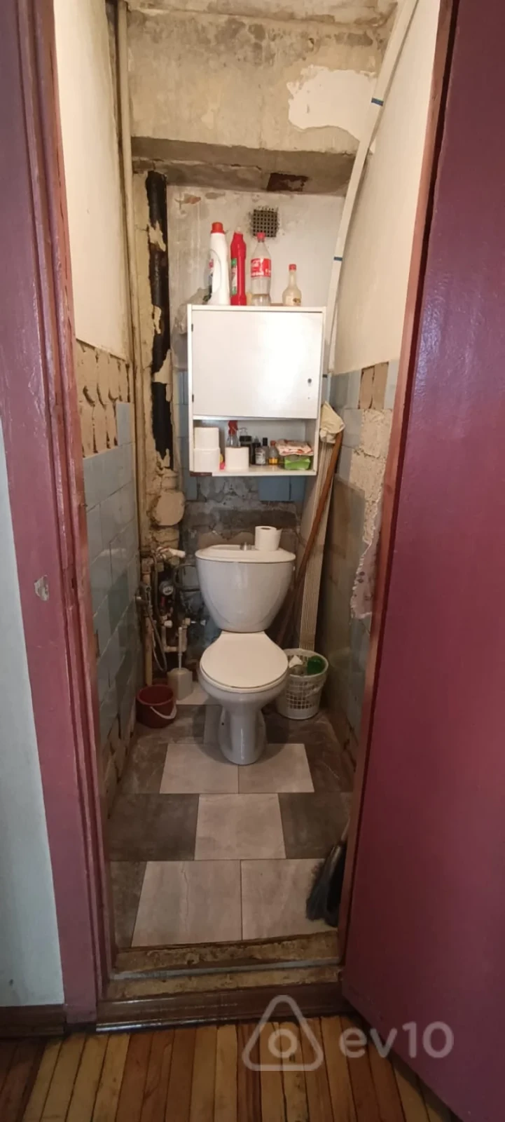 Satılır 3 otaqlı köhnə tikili 80 m²