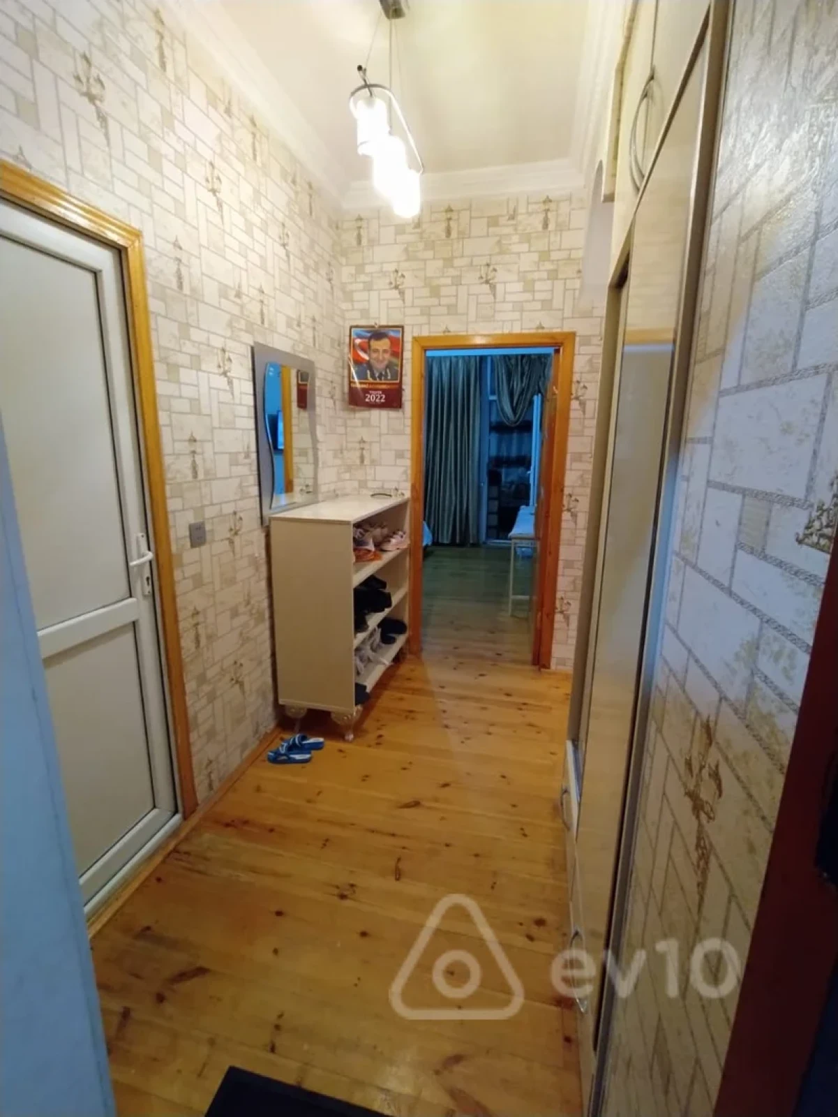 Kirayə verilir 2 otaqlı yeni tikili 70 m²