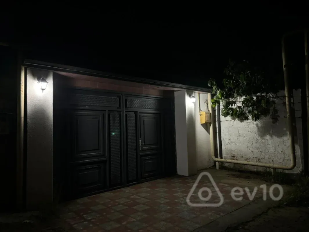 Satılır 3 otaqlı həyət evi 130 m²