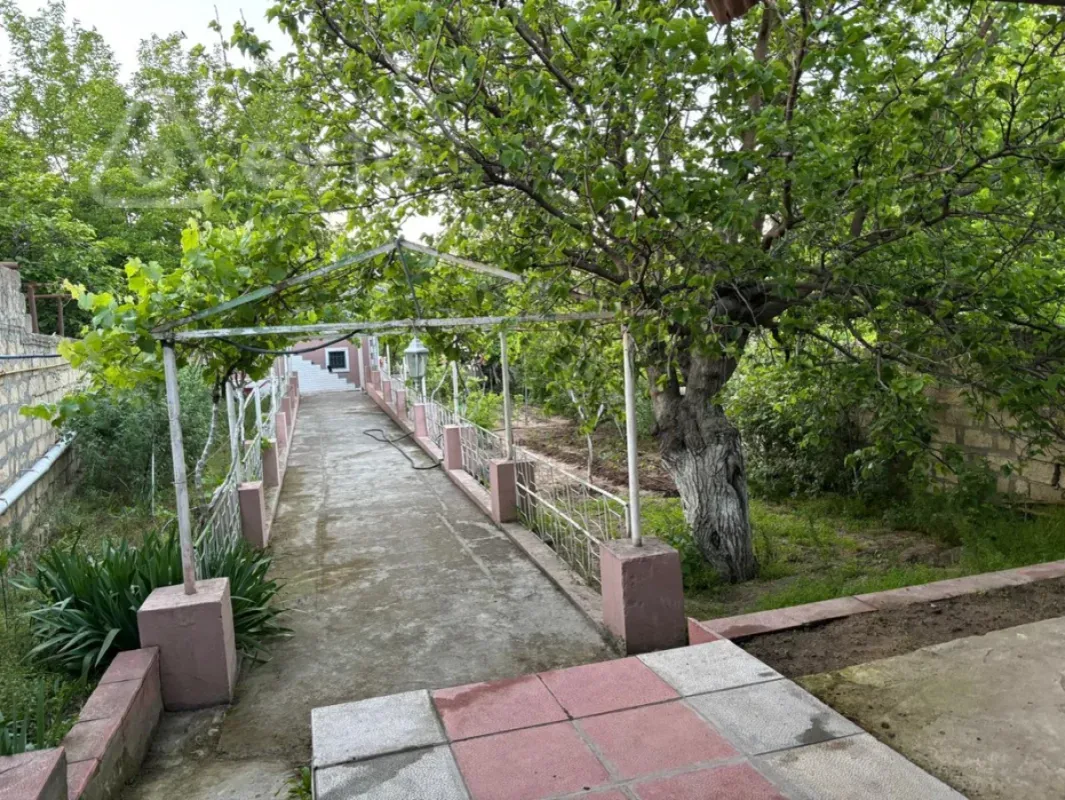 Satılır 3 otaqlı həyət evi 130 m²