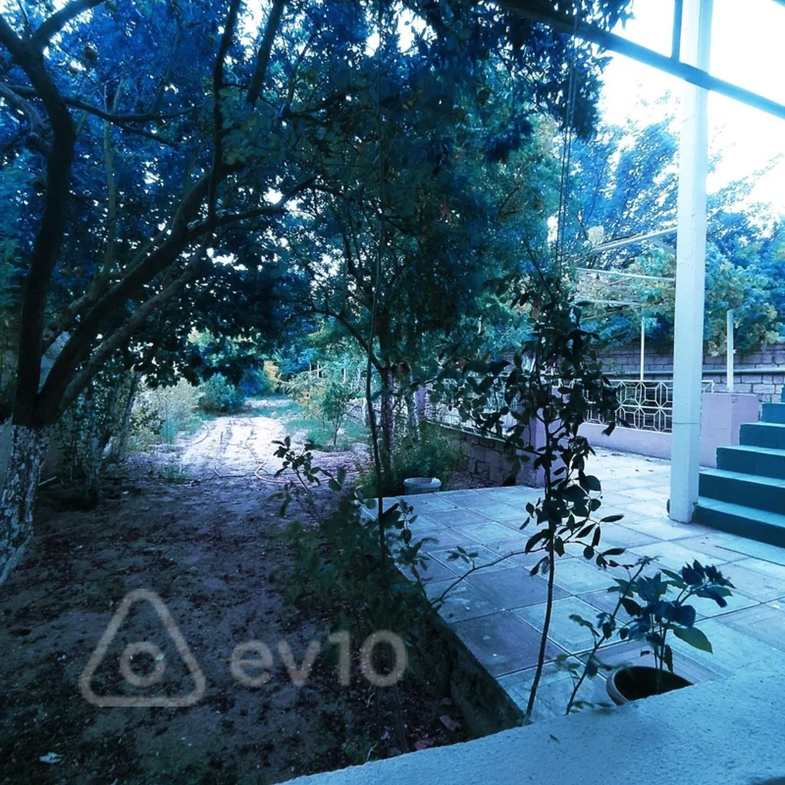 Satılır 3 otaqlı həyət evi 130 m²