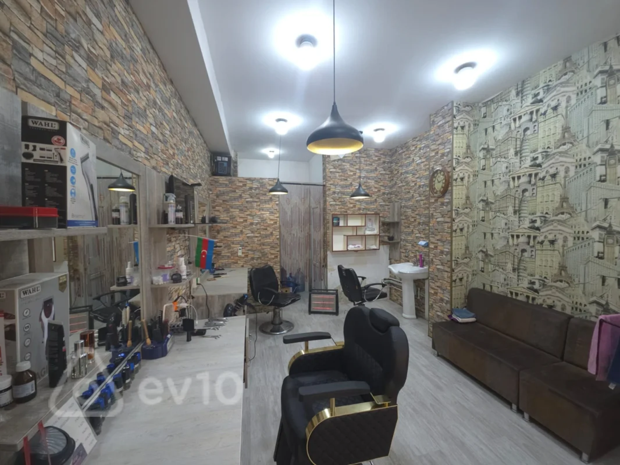 Satılır mənzil 28 m²