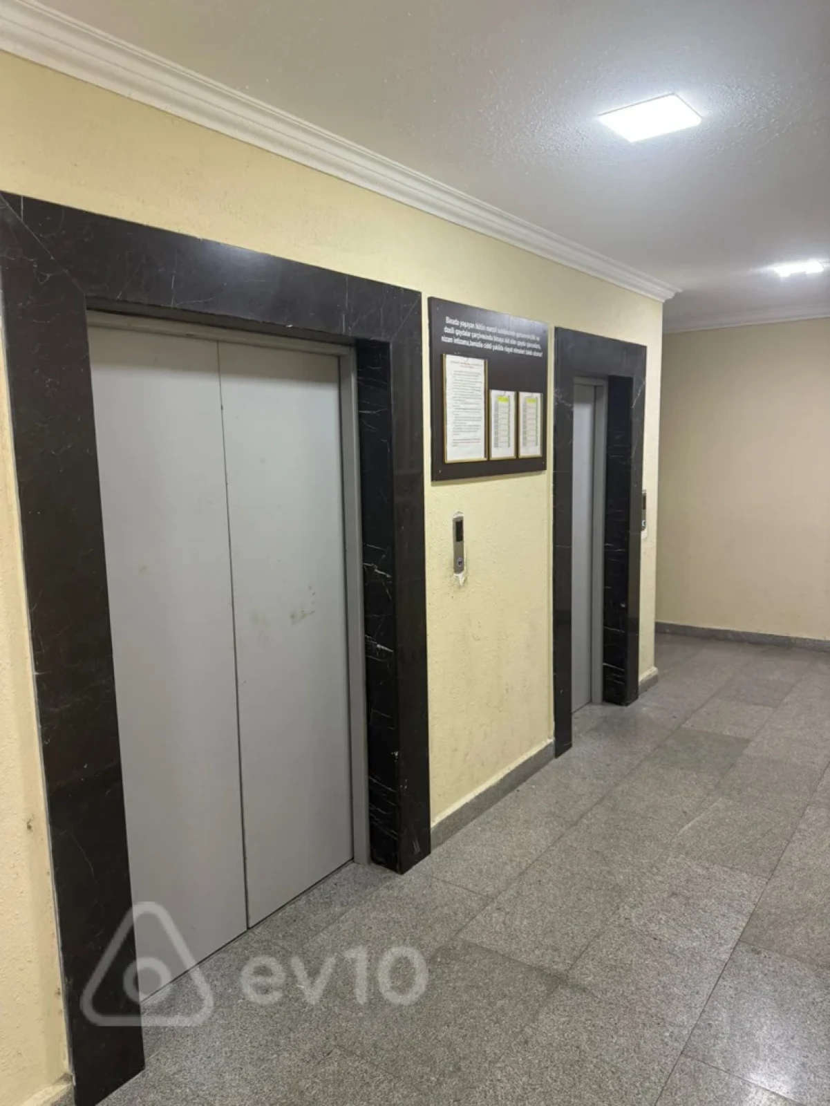 Satılır 3 otaqlı yeni tikili 78 m²