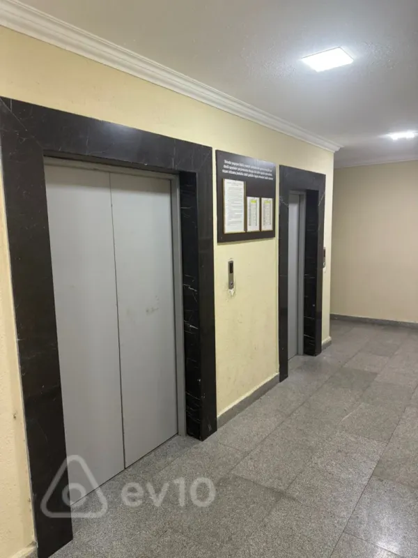 Satılır 3 otaqlı yeni tikili 78 m²