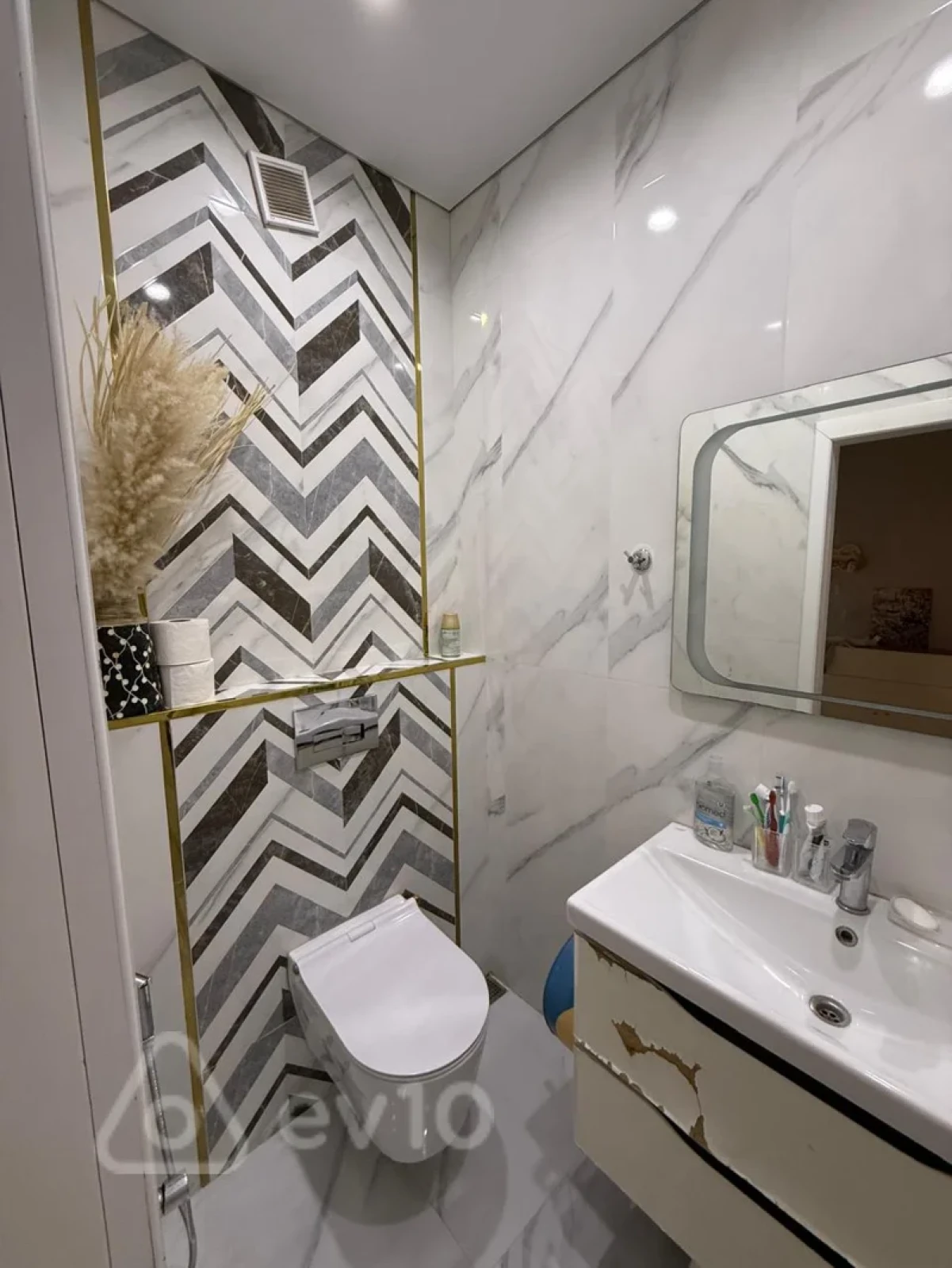 Satılır 3 otaqlı yeni tikili 78 m²