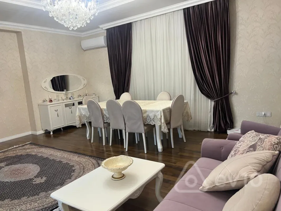 Satılır 3 otaqlı yeni tikili 138000 m²