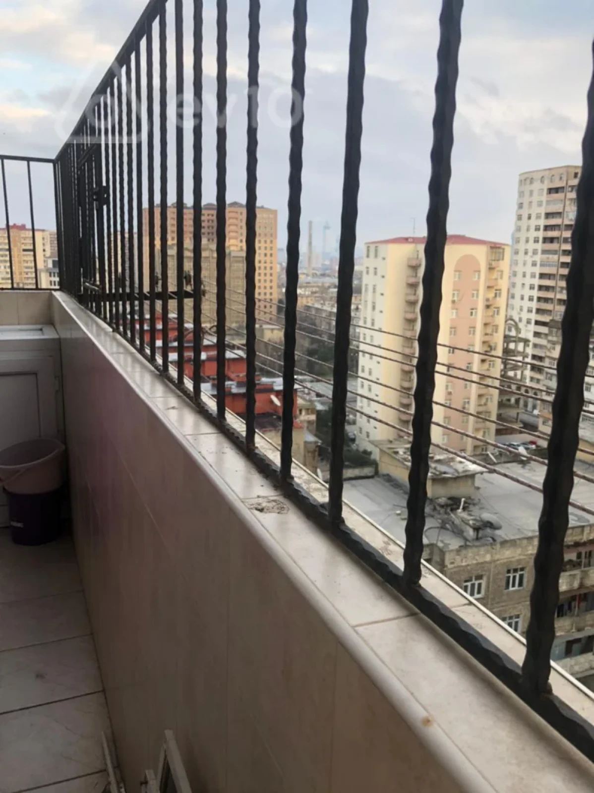 Satılır 3 otaqlı yeni tikili 138000 m²