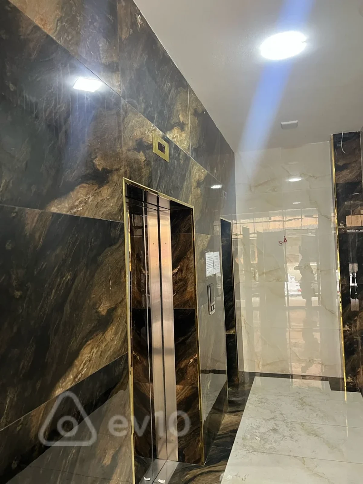 Satılır 3 otaqlı yeni tikili 138000 m²