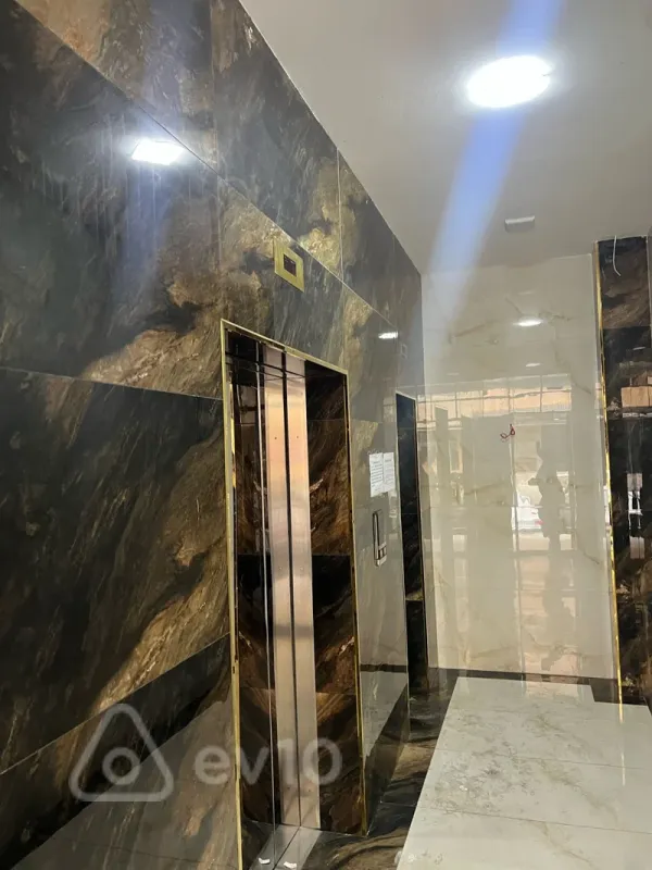 Satılır 3 otaqlı yeni tikili 138000 m²