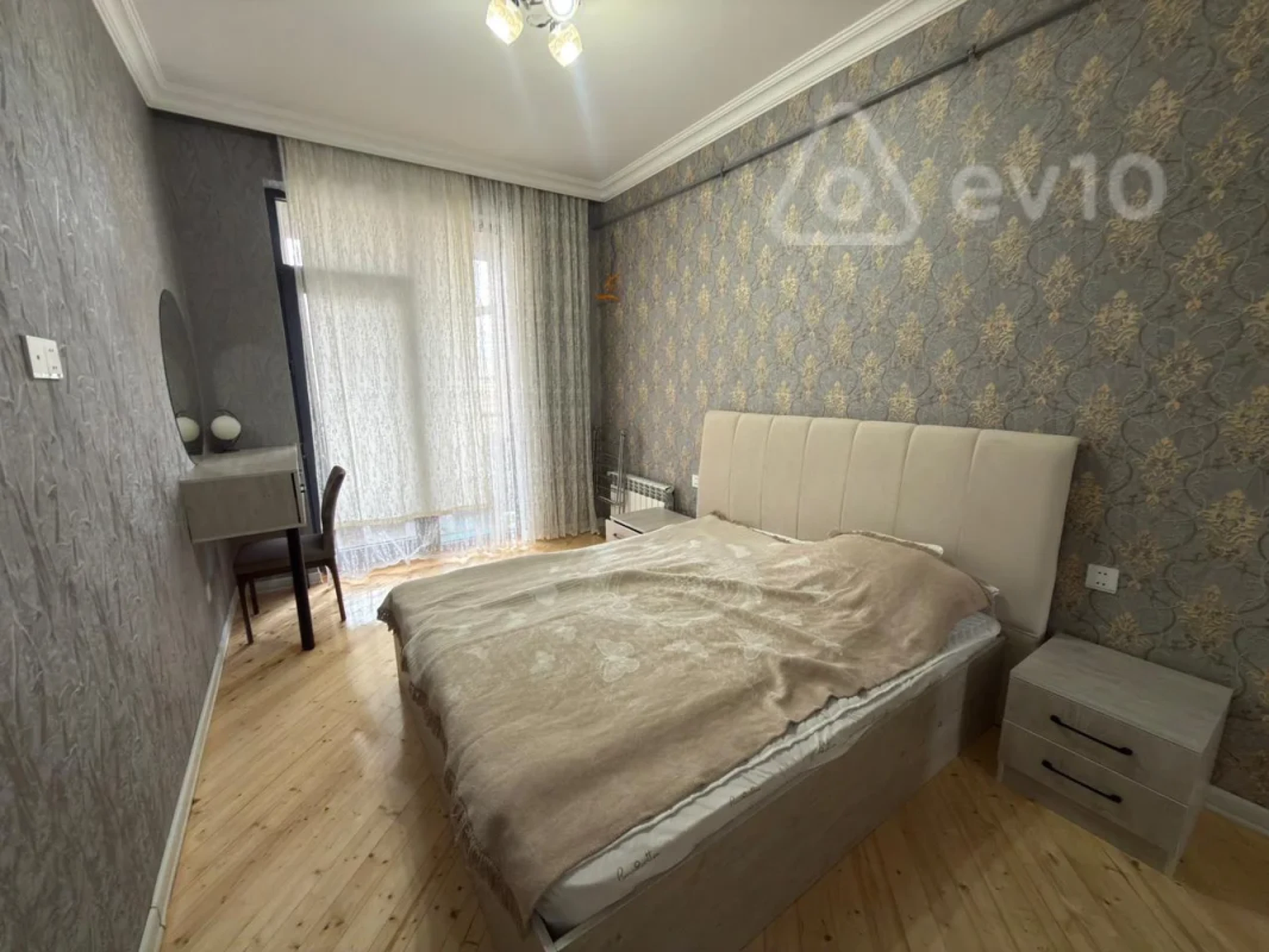 Kirayə verilir 2 otaqlı yeni tikili 73 m²