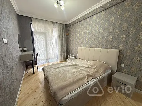 Kirayə verilir 2 otaqlı yeni tikili 73 m²
