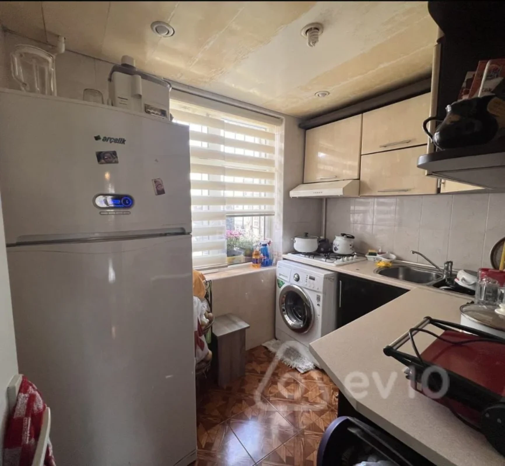 Kirayə verilir 3 otaqlı köhnə tikili 100 m²