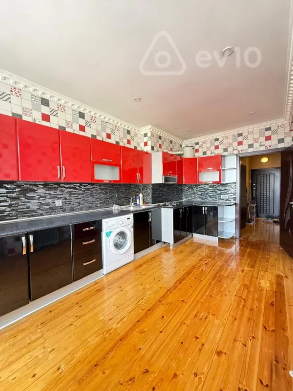 Kirayə verilir 2 otaqlı yeni tikili 90 m²