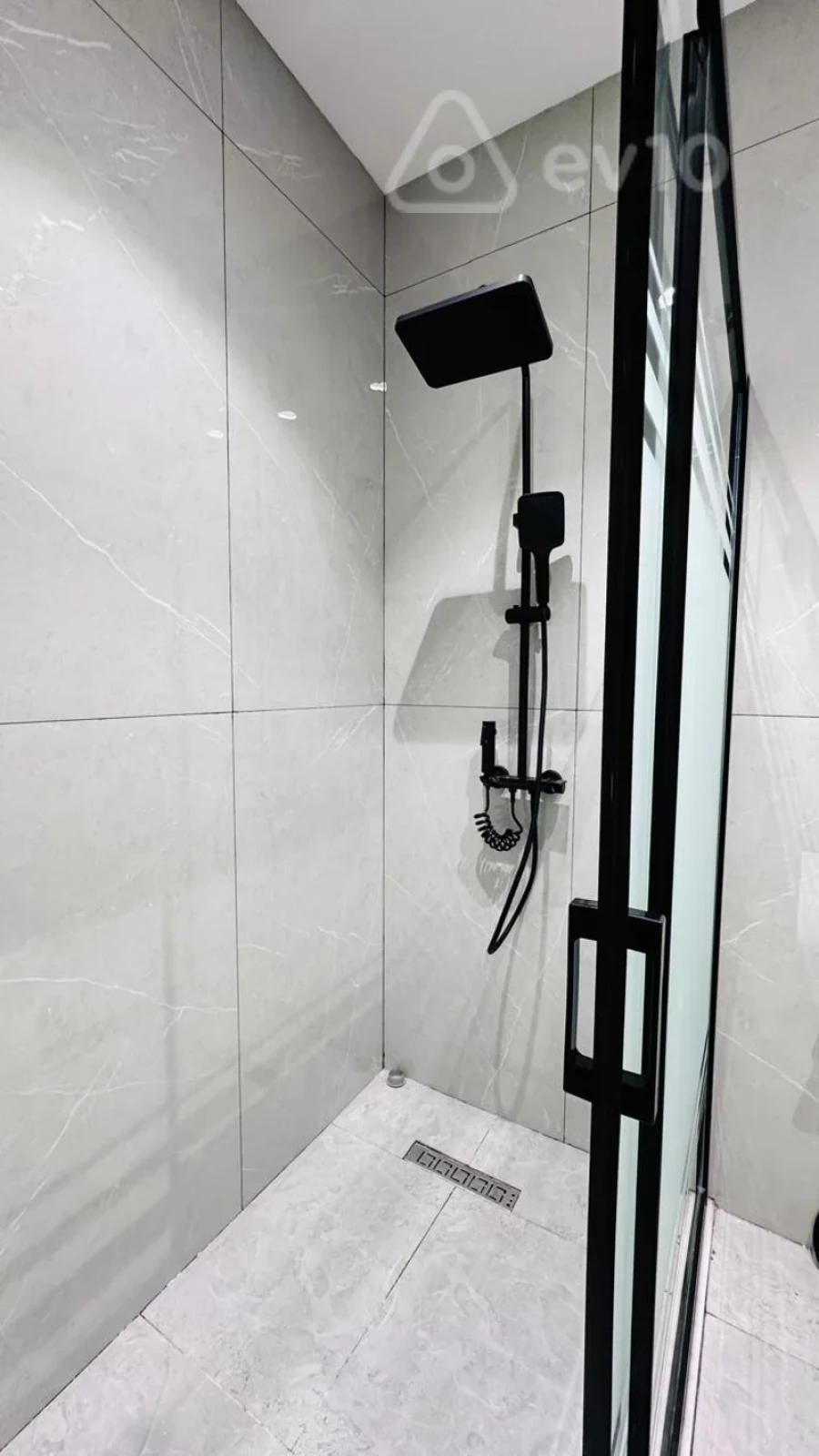 Satılır 3 otaqlı yeni tikili 85 m²