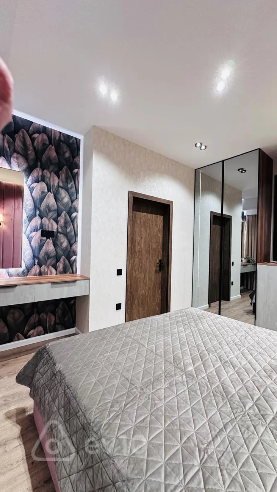 Satılır 3 otaqlı yeni tikili 85 m²