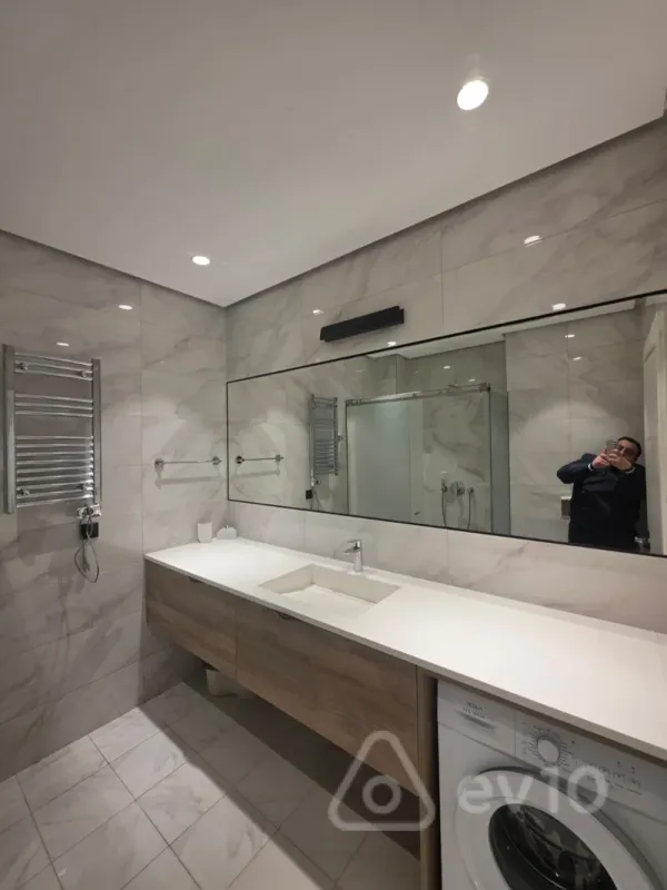 Satılır 1 otaqlı yeni tikili 47 m²