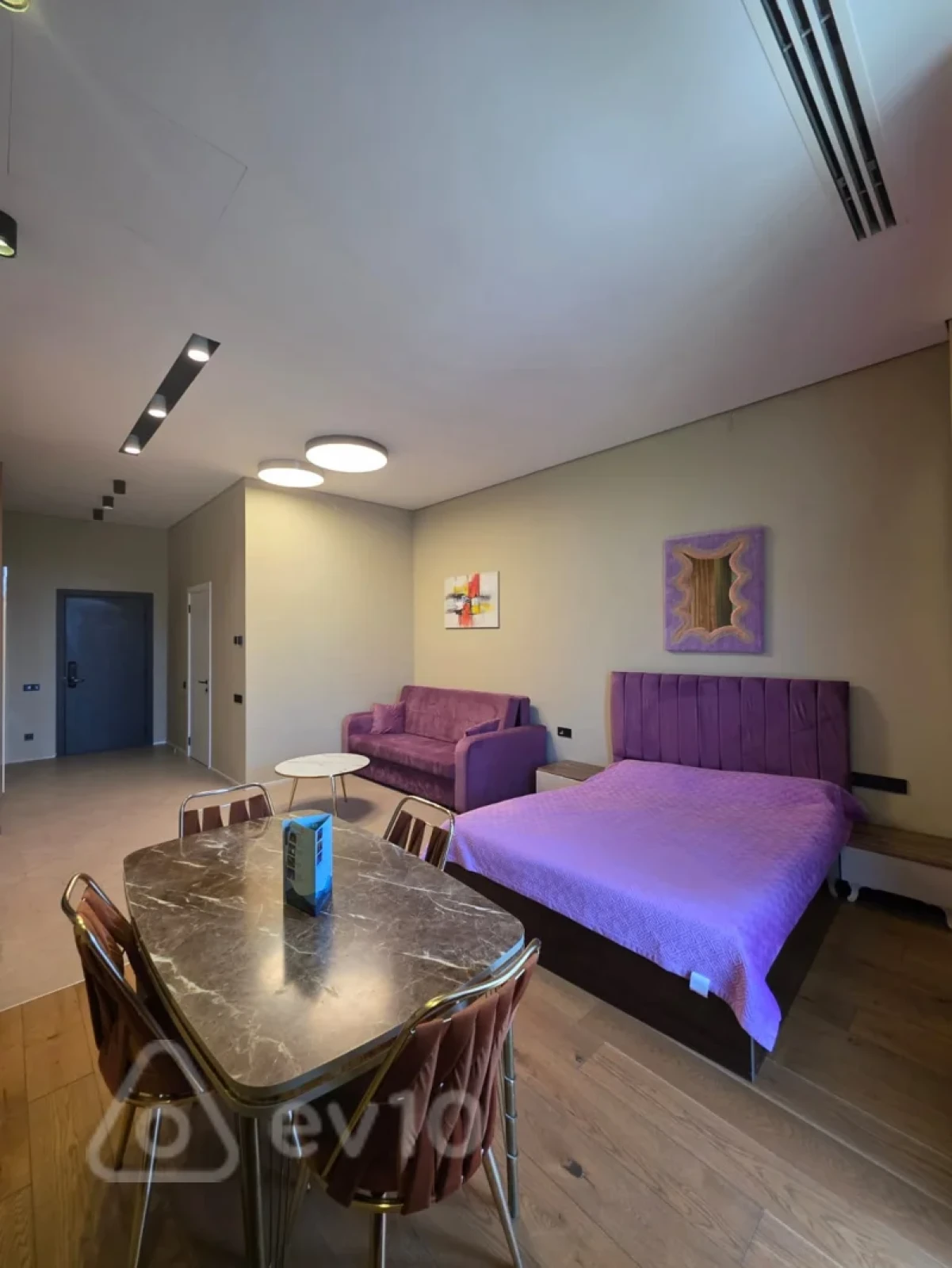 Satılır 1 otaqlı yeni tikili 45 m²