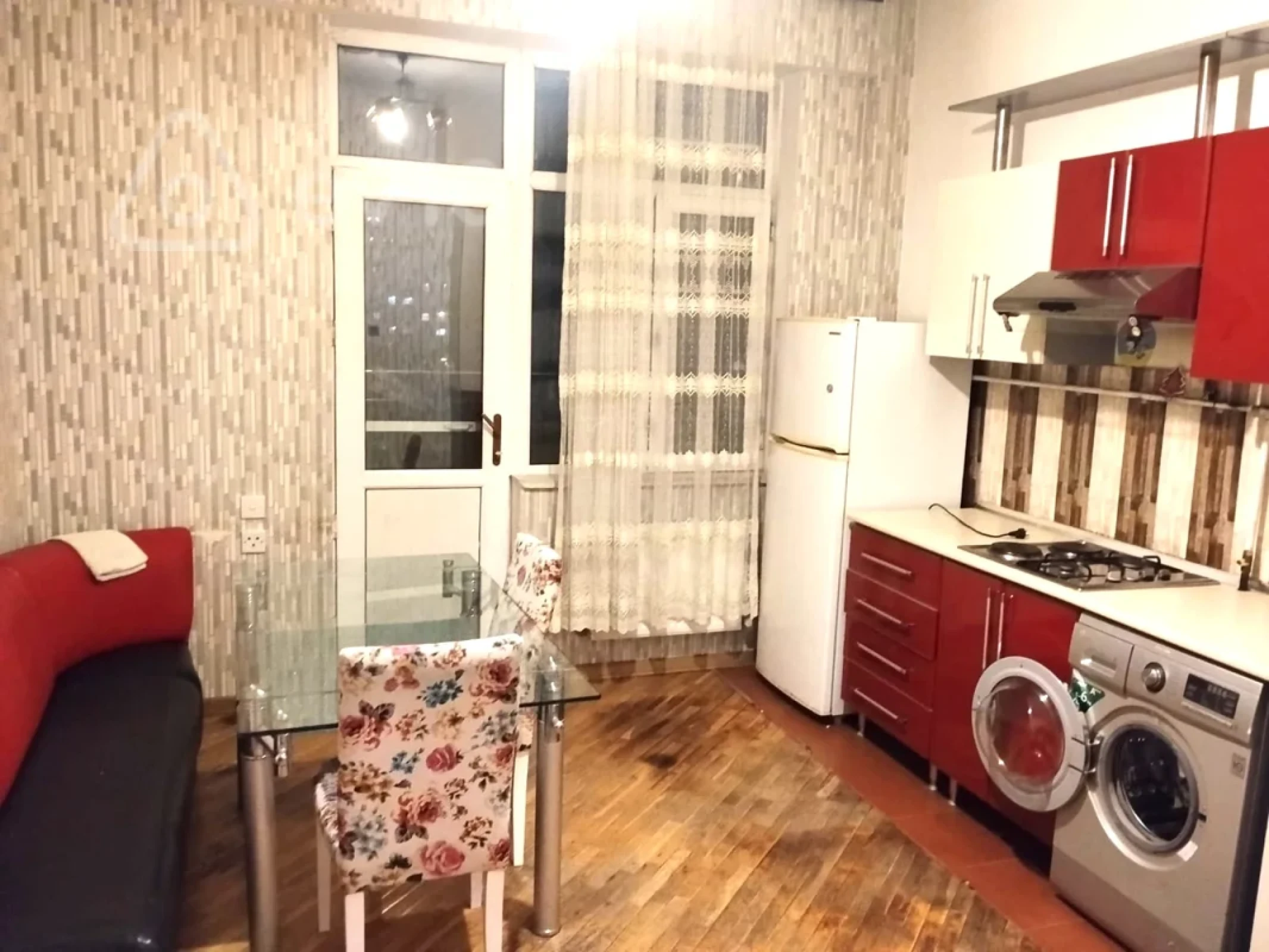 Kirayə verilir 2 otaqlı yeni tikili 92 m²