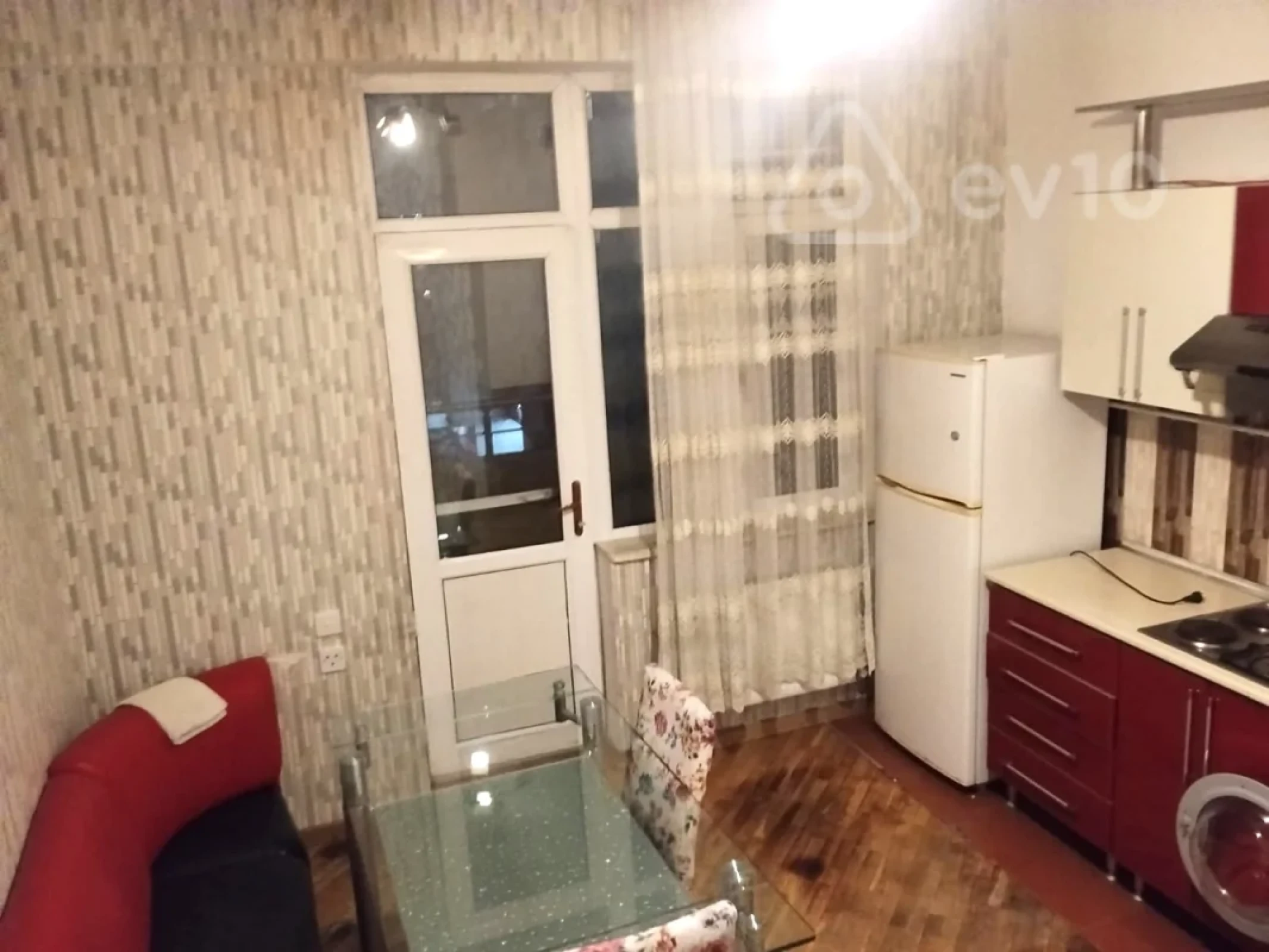 Kirayə verilir 2 otaqlı yeni tikili 92 m²