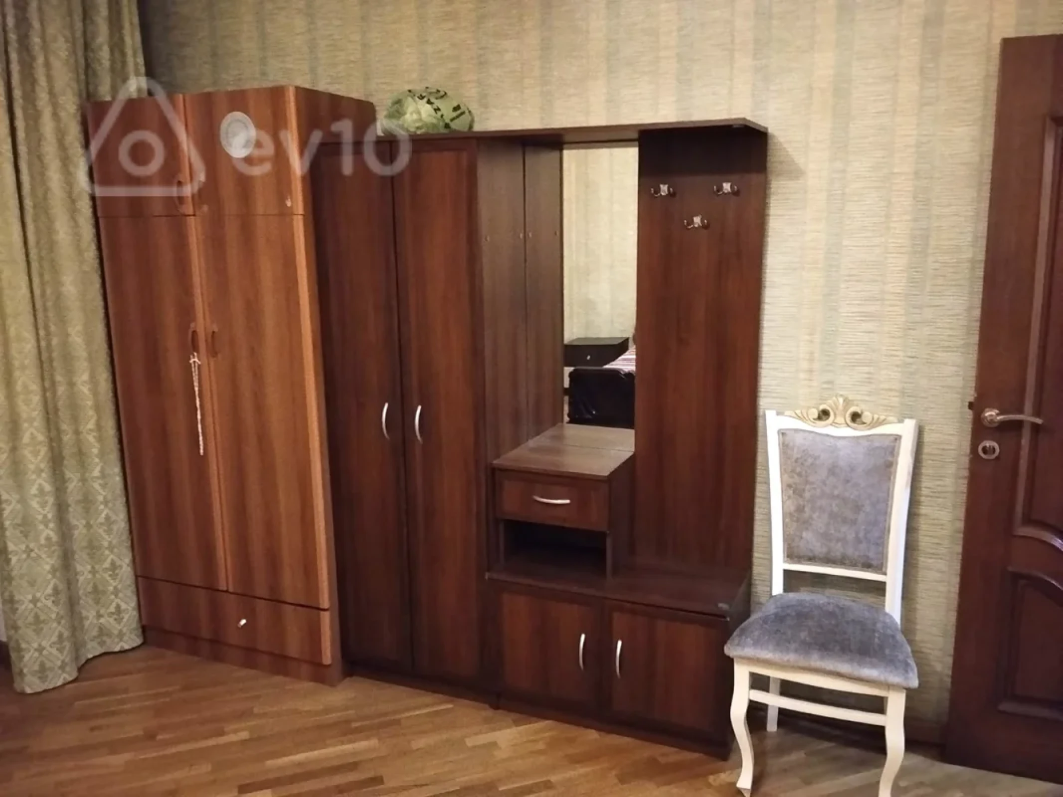 Kirayə verilir 2 otaqlı yeni tikili 92 m²