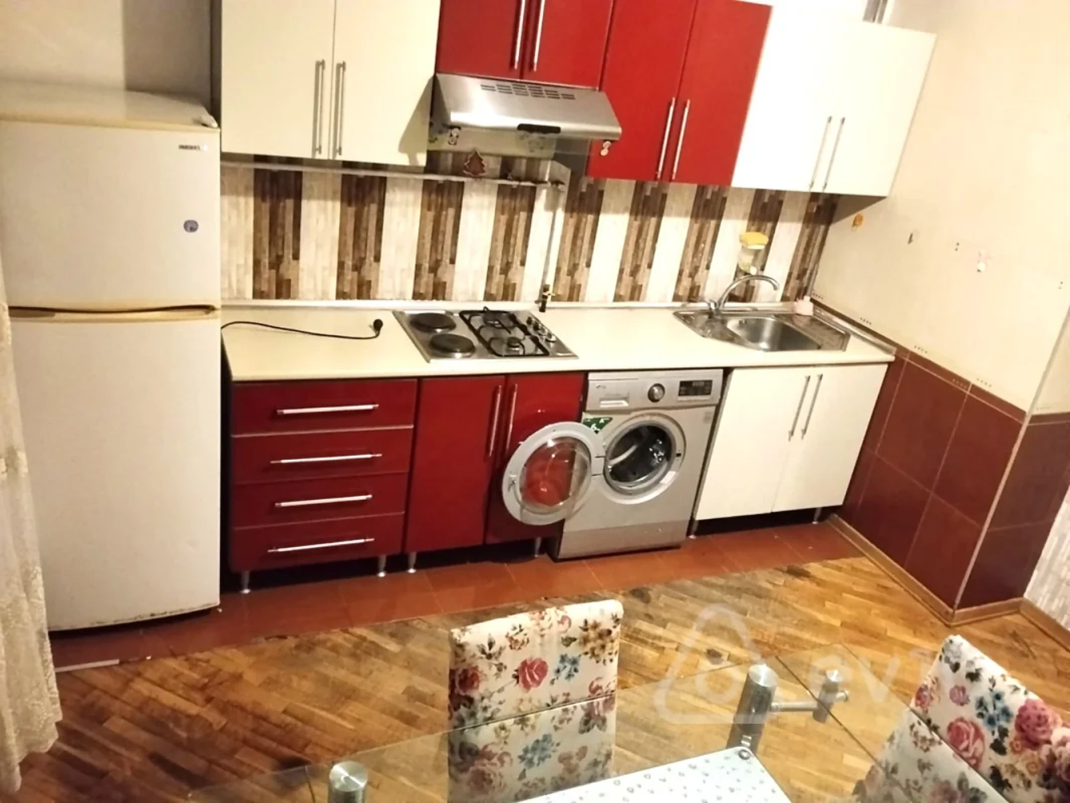 Kirayə verilir 2 otaqlı yeni tikili 92 m²