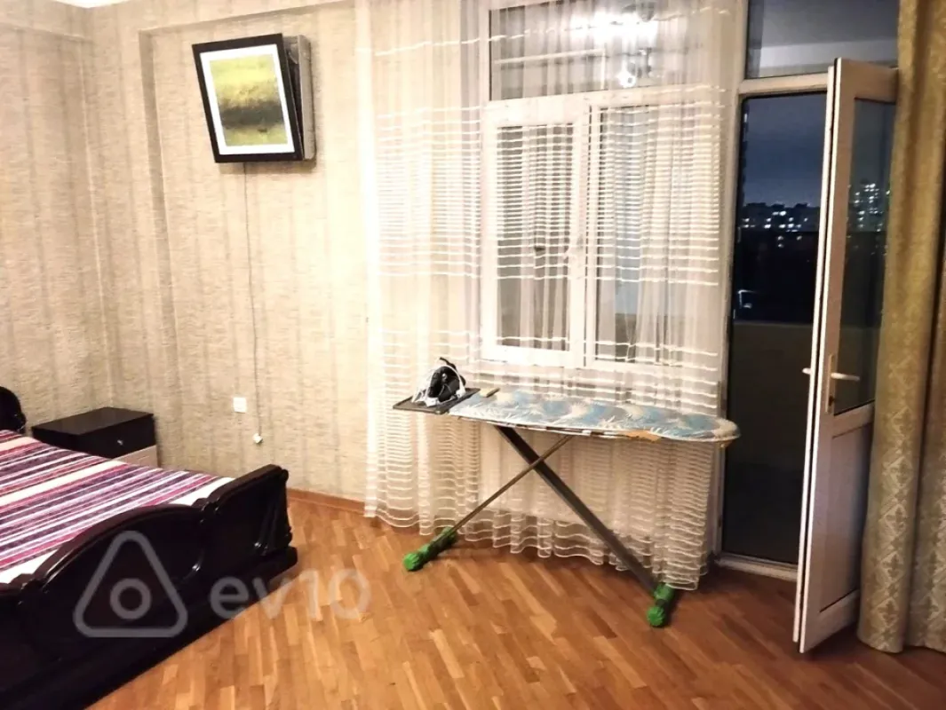 Kirayə verilir 2 otaqlı yeni tikili 92 m²