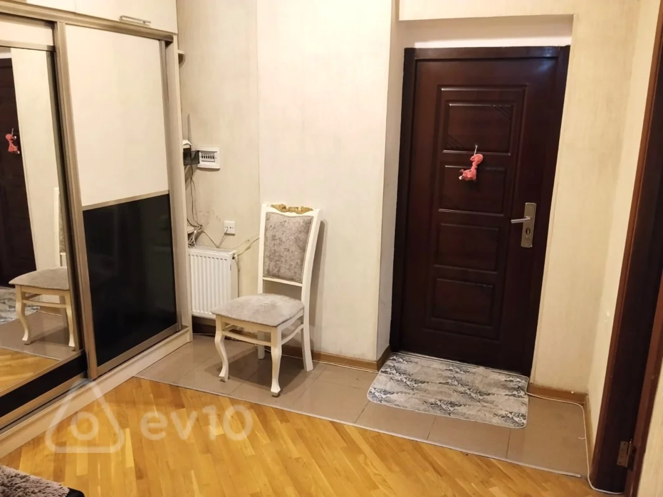 Kirayə verilir 2 otaqlı yeni tikili 92 m²