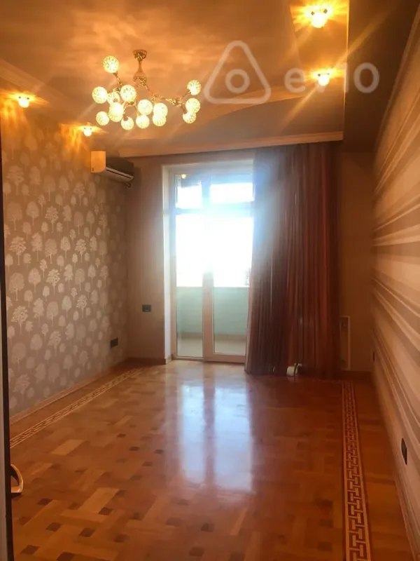 Satılır 4 otaqlı yeni tikili 216 m²
