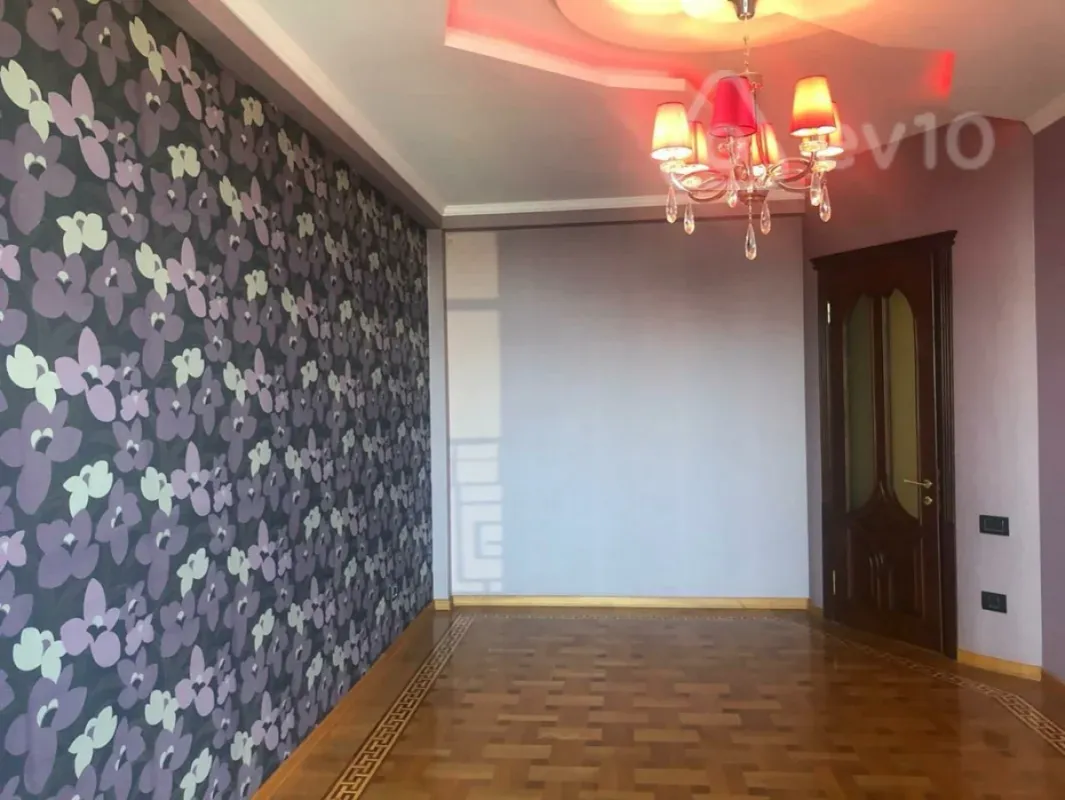 Satılır 4 otaqlı yeni tikili 216 m²