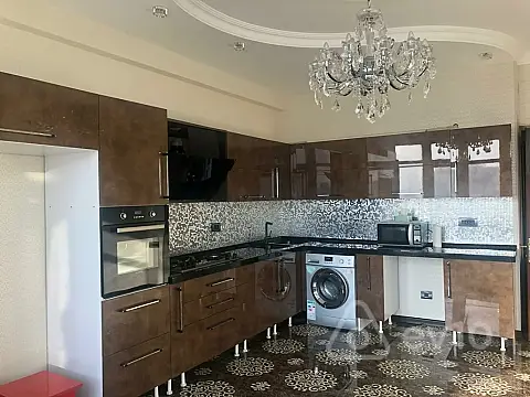 Satılır 4 otaqlı yeni tikili 216 m²