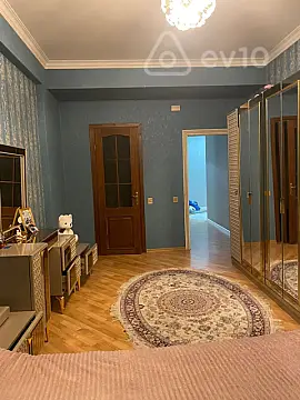 Satılır 3 otaqlı yeni tikili 136 m²