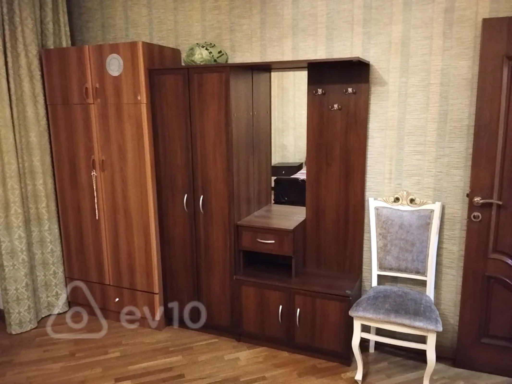 Kirayə verilir 2 otaqlı yeni tikili 92 m²