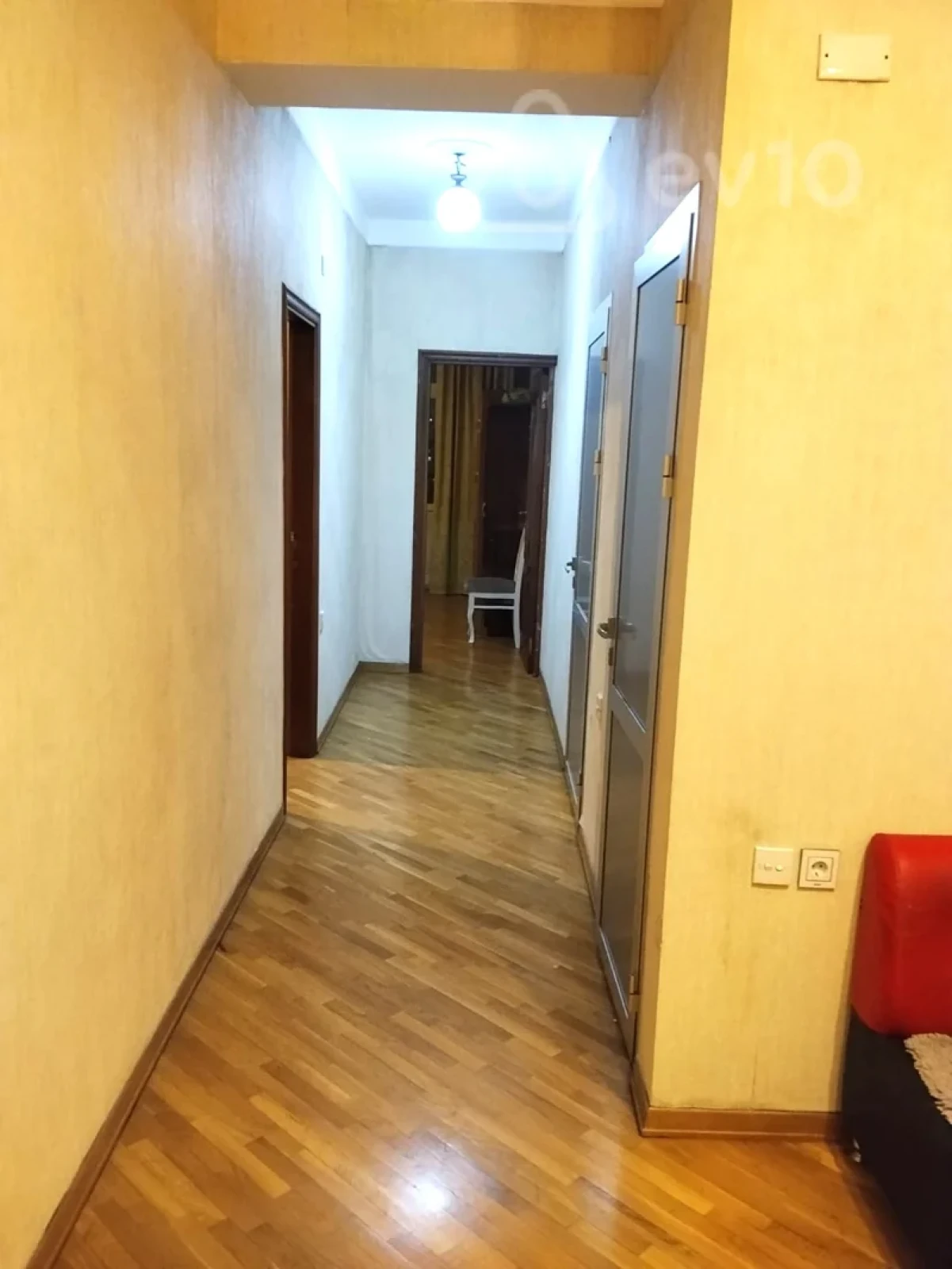 Kirayə verilir 2 otaqlı yeni tikili 92 m²