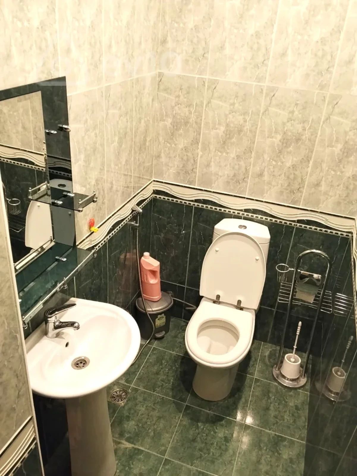 Kirayə verilir 2 otaqlı yeni tikili 92 m²