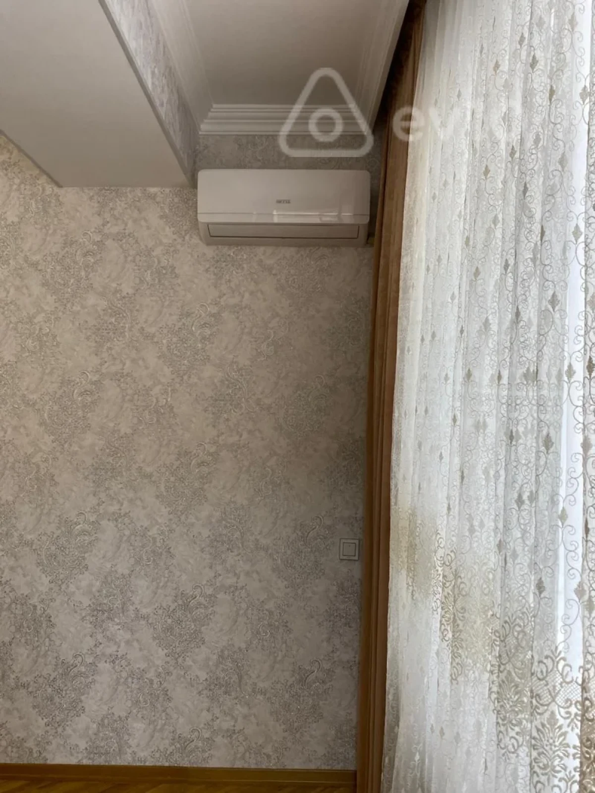 Kirayə verilir 2 otaqlı yeni tikili 58 m²