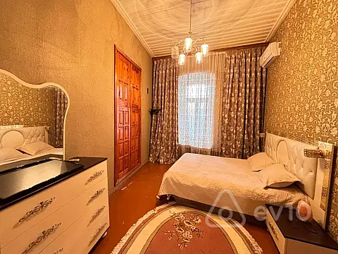 Kirayə verilir 3 otaqlı köhnə tikili 69 m²