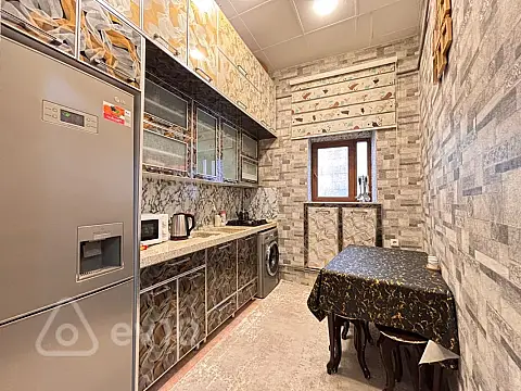 Kirayə verilir 3 otaqlı köhnə tikili 69 m²