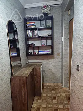 Kirayə verilir 2 otaqlı köhnə tikili 45 m²