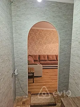 Kirayə verilir 2 otaqlı köhnə tikili 45 m²