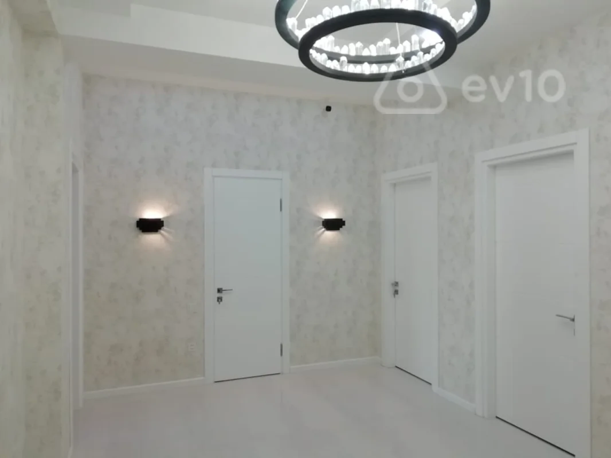 Kirayə verilir 2 otaqlı yeni tikili 102 m²